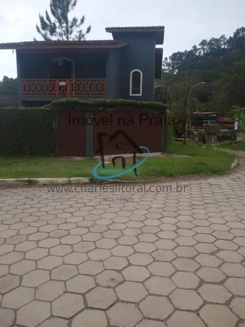 Foto 2 de Casa com 5 quartos à venda, 82m2 em Getuba, Caraguatatuba - SP