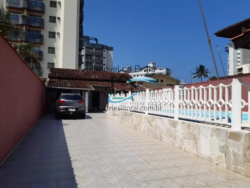 Foto 3 de Casa com 3 quartos à venda, 210m2 em Martim de Sá, Caraguatatuba - SP