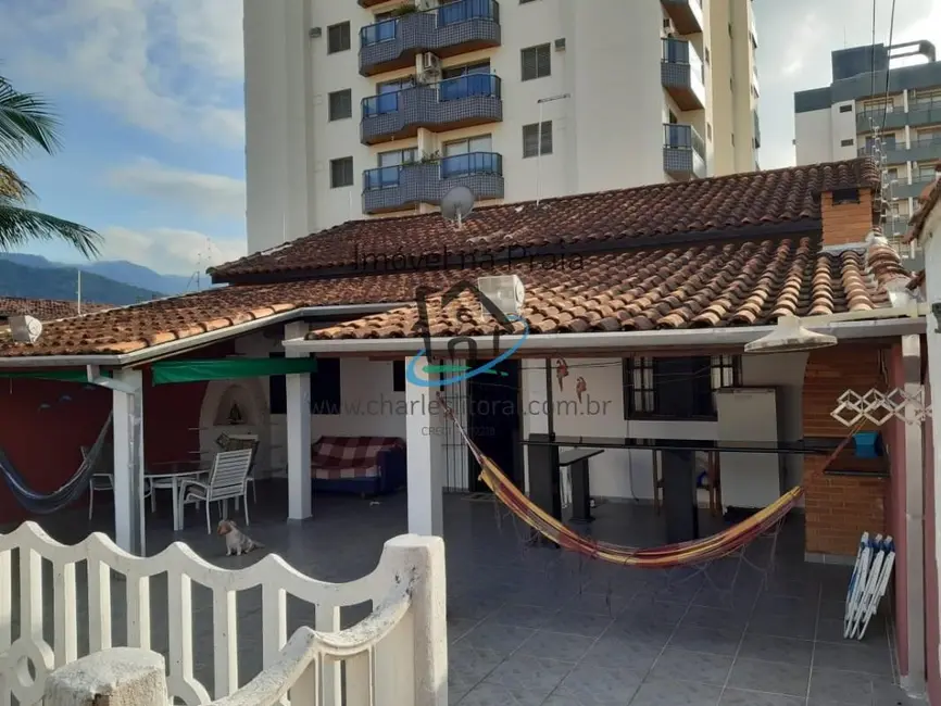 Foto 2 de Casa com 3 quartos à venda, 210m2 em Martim de Sá, Caraguatatuba - SP