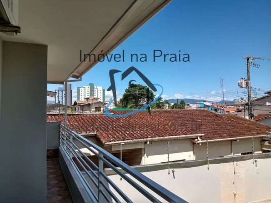 Foto 9 de Casa com 3 quartos à venda, 200m2 em Centro, Caraguatatuba - SP