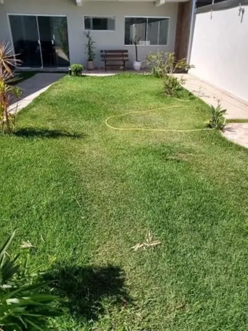 Foto 6 de Casa com 3 quartos à venda, 200m2 em Centro, Caraguatatuba - SP