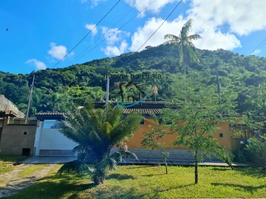 Foto 4 de Casa com 4 quartos à venda, 250m2 em Cidade Jardim, Caraguatatuba - SP