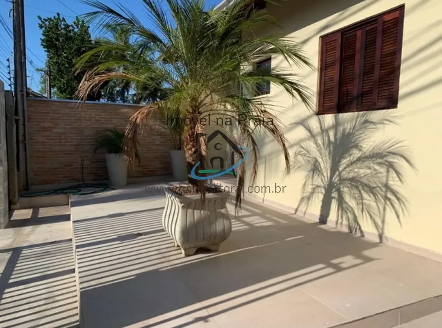 Foto 2 de Casa com 3 quartos à venda, 170m2 em Martim de Sá, Caraguatatuba - SP