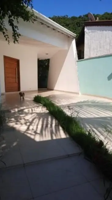 Foto 6 de Casa com 4 quartos à venda, 480m2 em Sao Sebastiao - SP
