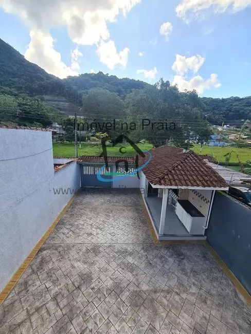 Casa com 3 quartos à venda, 142m2 em Jardim Terralão, Caraguatatuba - SP - imagem 4 Foto 4 de Casa com 3 quartos à venda, 142m2 em Jardim Terralão, Caraguatatuba - SP