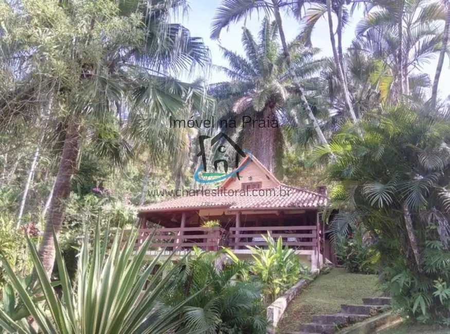 Casa com 5 quartos à venda, 270m2 em Ubatuba - SP - imagem 3 Foto 3 de Casa com 5 quartos à venda, 270m2 em Ubatuba - SP