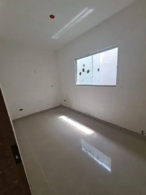 Casa com 2 quartos à venda, 63m2 em Balneário dos Golfinhos, Caraguatatuba - SP - imagem 6 Foto 6 de Casa com 2 quartos à venda, 63m2 em Balneário dos Golfinhos, Caraguatatuba - SP