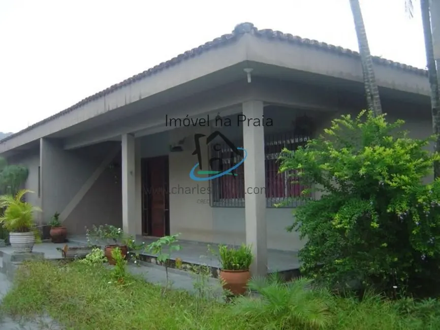 Foto 2 de Casa com 5 quartos à venda, 550m2 em Massaguaçu, Caraguatatuba - SP