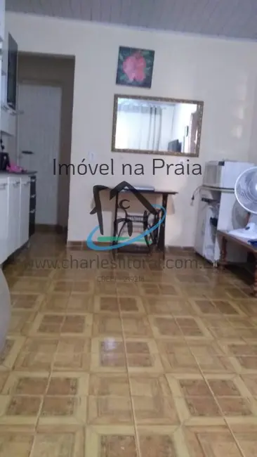 Foto 8 de Casa com 4 quartos à venda, 80m2 em Ubatuba - SP
