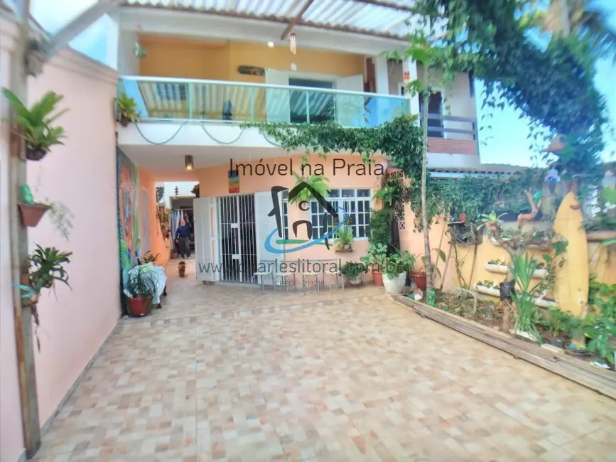 Foto 1 de Casa com 5 quartos à venda, 270m2 em Massaguaçu, Caraguatatuba - SP