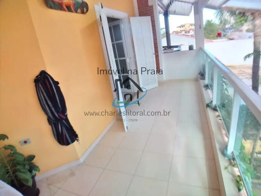 Foto 9 de Casa com 5 quartos à venda, 270m2 em Massaguaçu, Caraguatatuba - SP