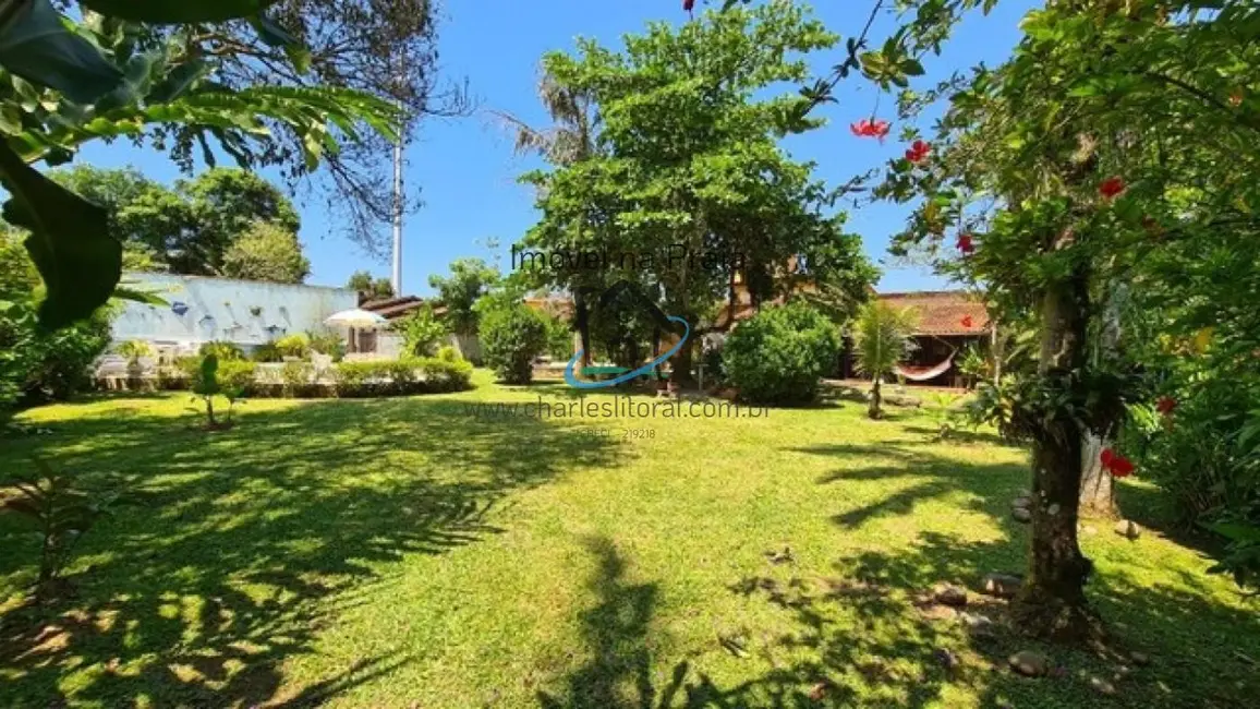 Casa com 4 quartos à venda, 150m2 em Ubatuba - SP - imagem 3 Foto 3 de Casa com 4 quartos à venda, 150m2 em Ubatuba - SP