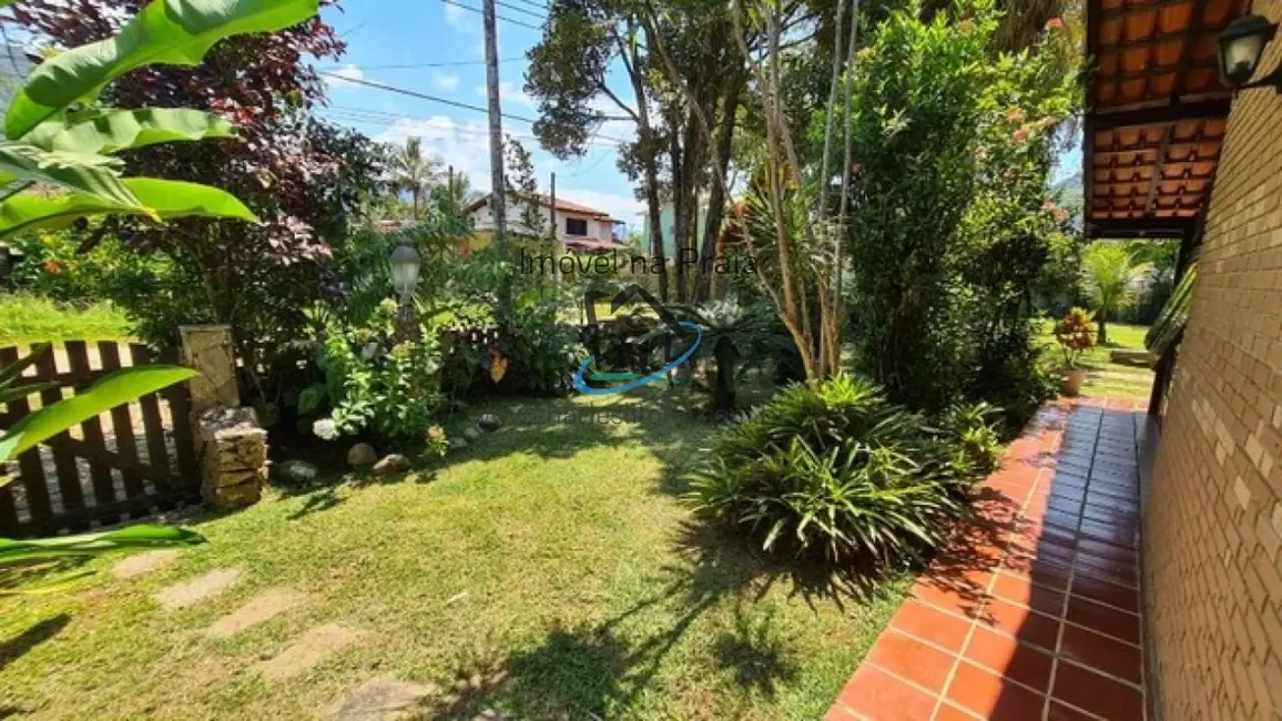 Casa com 4 quartos à venda, 150m2 em Ubatuba - SP - imagem 6 Foto 6 de Casa com 4 quartos à venda, 150m2 em Ubatuba - SP