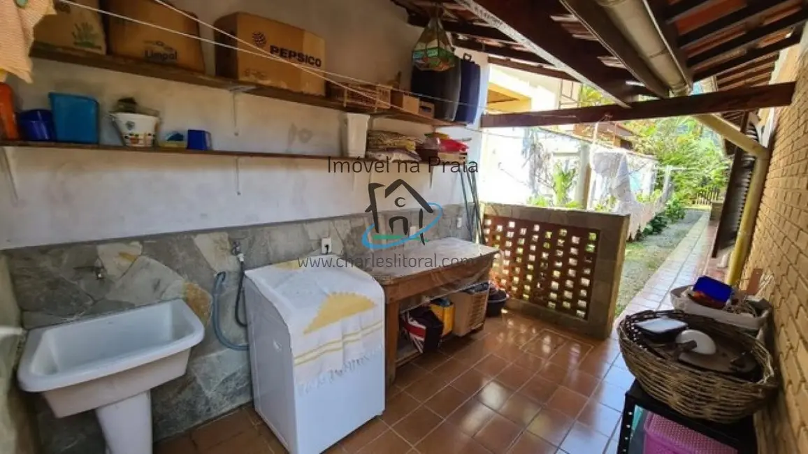 Casa com 4 quartos à venda, 150m2 em Ubatuba - SP - imagem 8 Foto 8 de Casa com 4 quartos à venda, 150m2 em Ubatuba - SP