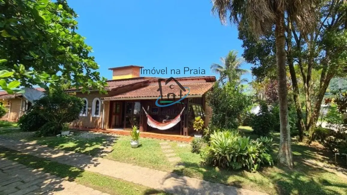 Casa com 4 quartos à venda, 150m2 em Ubatuba - SP - imagem 4 Foto 4 de Casa com 4 quartos à venda, 150m2 em Ubatuba - SP