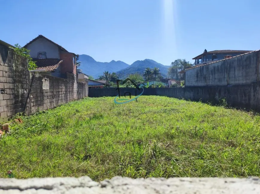 Foto 1 de Terreno / Lote à venda, 430m2 em Ubatuba - SP