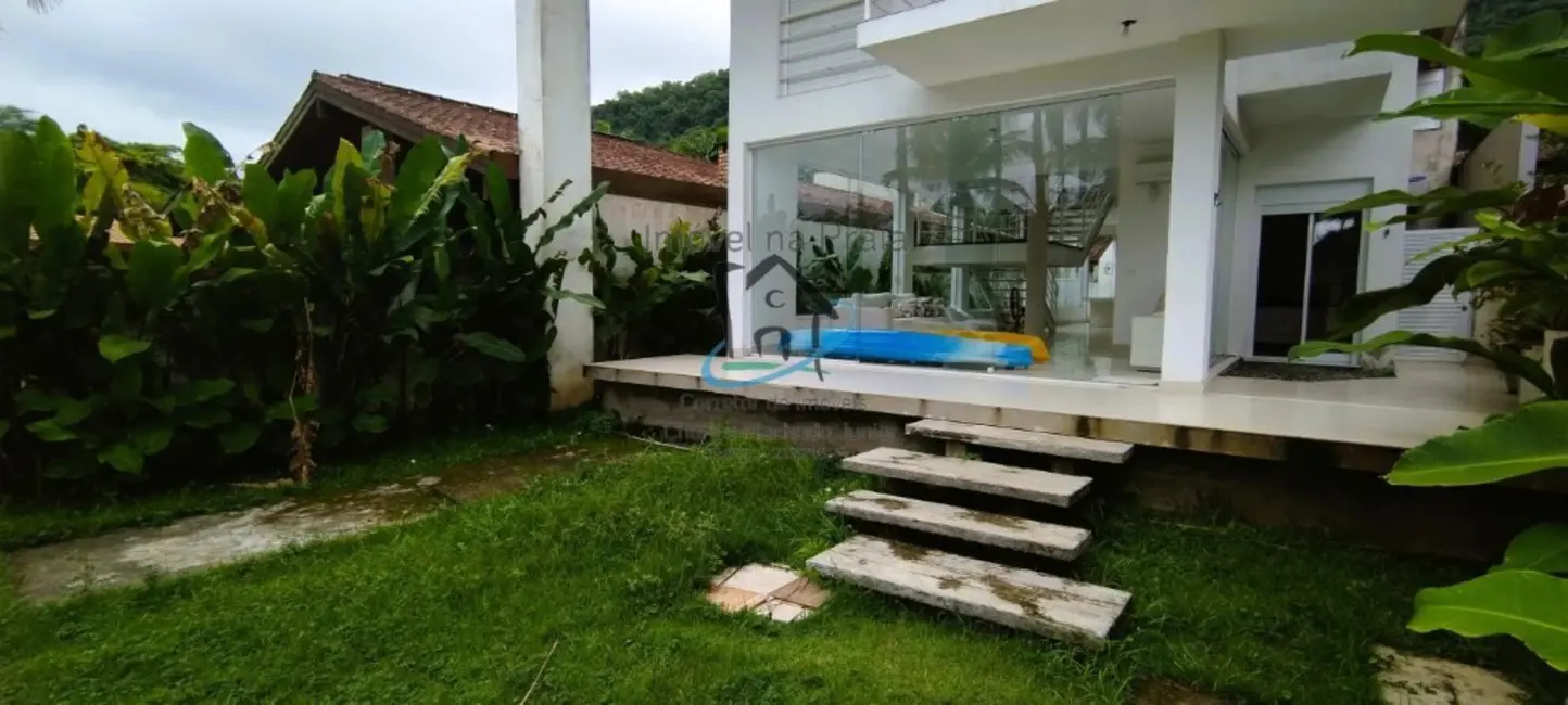 Foto 4 de Casa de Condomínio com 5 quartos à venda, 277m2 em Ubatuba - SP