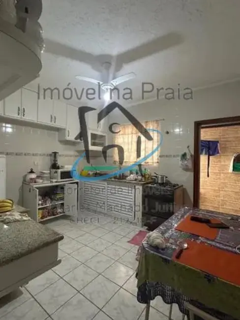 Foto 4 de Casa com 3 quartos à venda, 250m2 em Ubatuba - SP