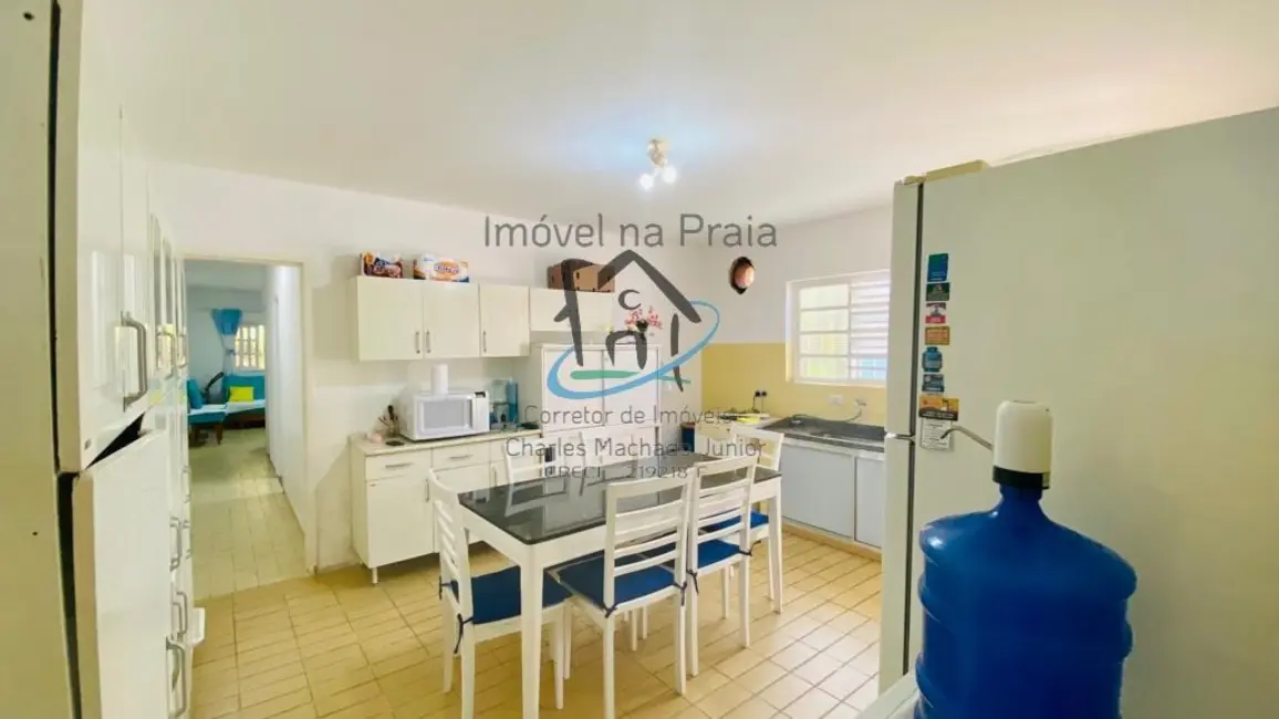 Foto 9 de Casa com 4 quartos à venda, 230m2 em Ubatuba - SP