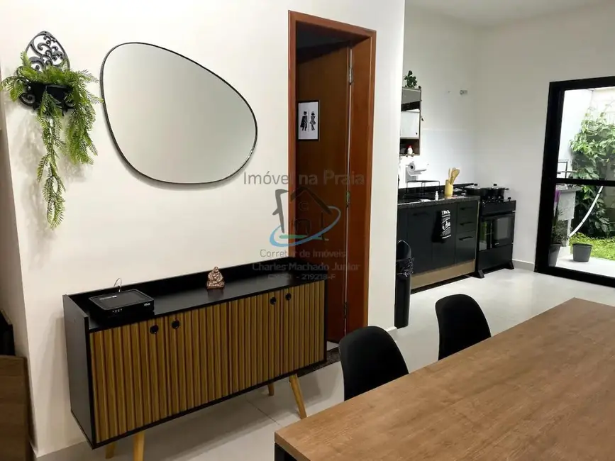 Casa com 2 quartos à venda, 100m2 em Pontal de Santa Marina, Caraguatatuba - SP - imagem 5 Foto 5 de Casa com 2 quartos à venda, 100m2 em Pontal de Santa Marina, Caraguatatuba - SP