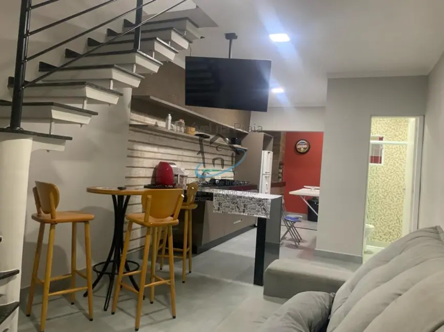 Foto 1 de Casa com 2 quartos à venda, 60m2 em Ubatuba - SP