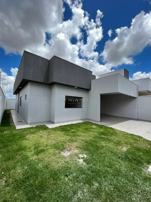 Foto 1 de Casa com 3 quartos à venda, 180m2 em Residencial Jardins do Lago, Anapolis - GO