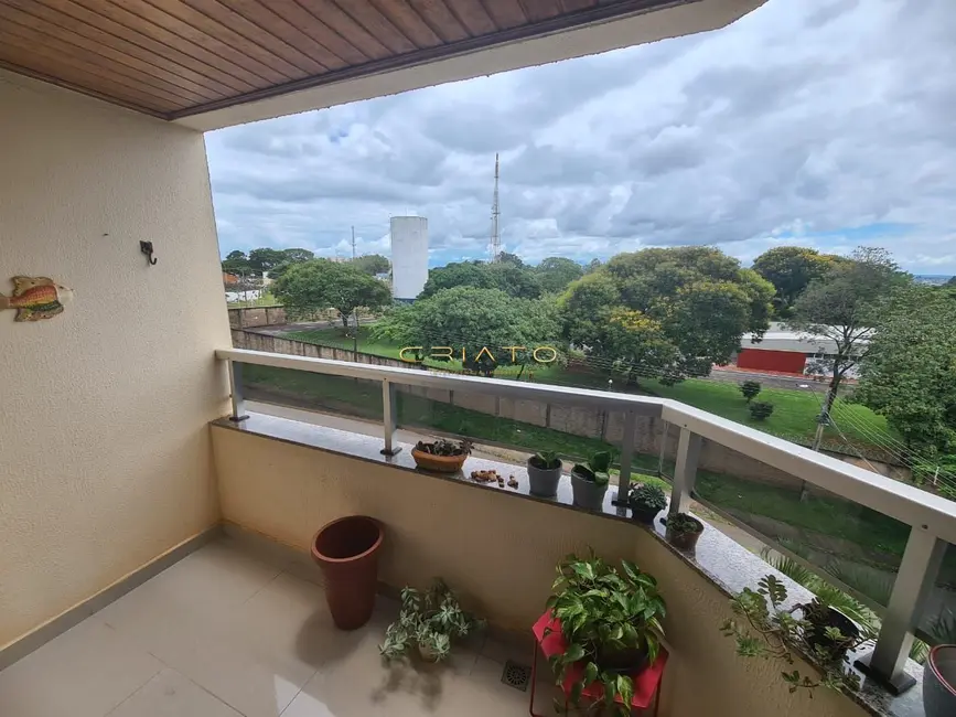 Foto 1 de Apartamento com 4 quartos à venda, 140m2 em Antônio Fernandes, Anapolis - GO