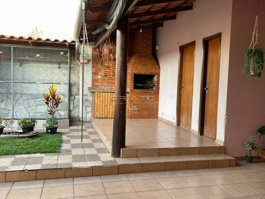 Foto 1 de Casa com 3 quartos à venda, 183m2 em Anápolis City, Anapolis - GO