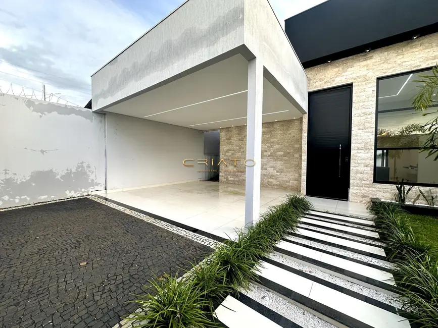Foto 2 de Casa com 4 quartos à venda, 210m2 em Anápolis City, Anapolis - GO