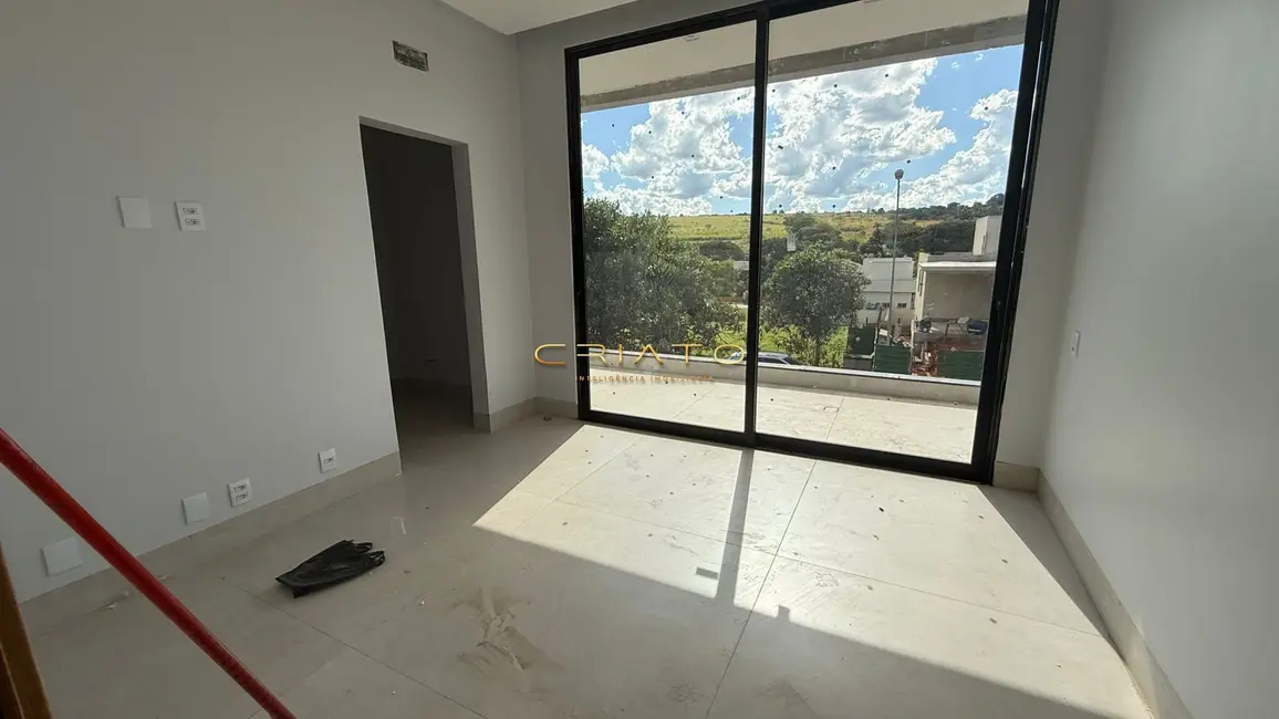 Foto 5 de Casa de Condomínio com 4 quartos à venda, 300m2 em Anapolis - GO
