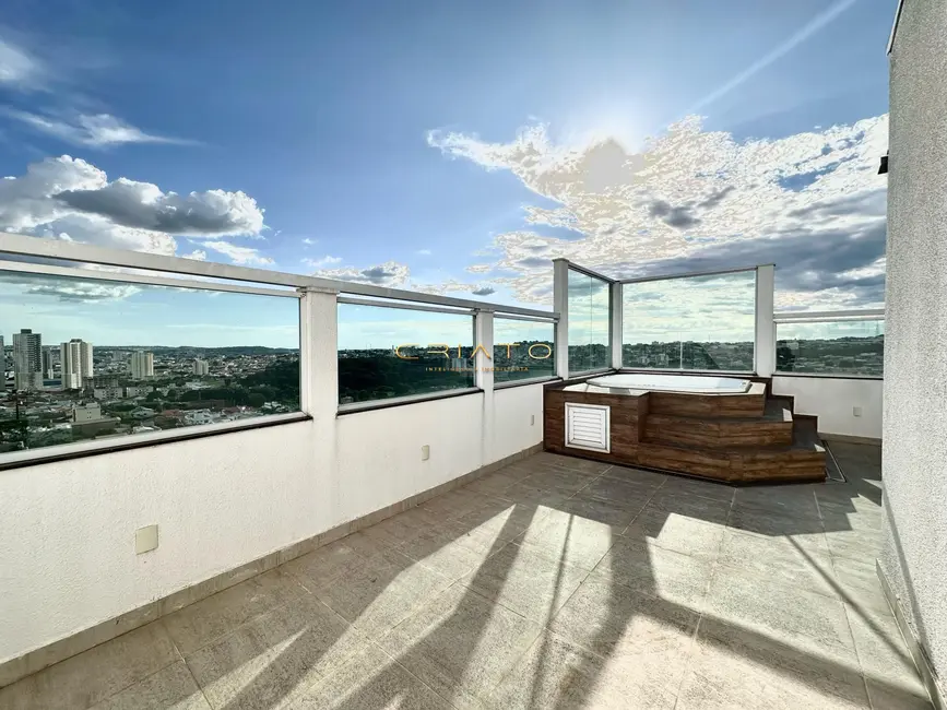 Foto 1 de Apartamento com 3 quartos à venda, 185m2 em Residencial Araujoville,  - GO