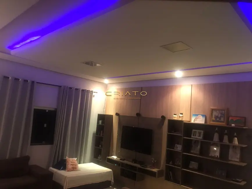 Foto 1 de Casa com 3 quartos à venda, 254m2 em Jardim das Samambaias, Anapolis - GO