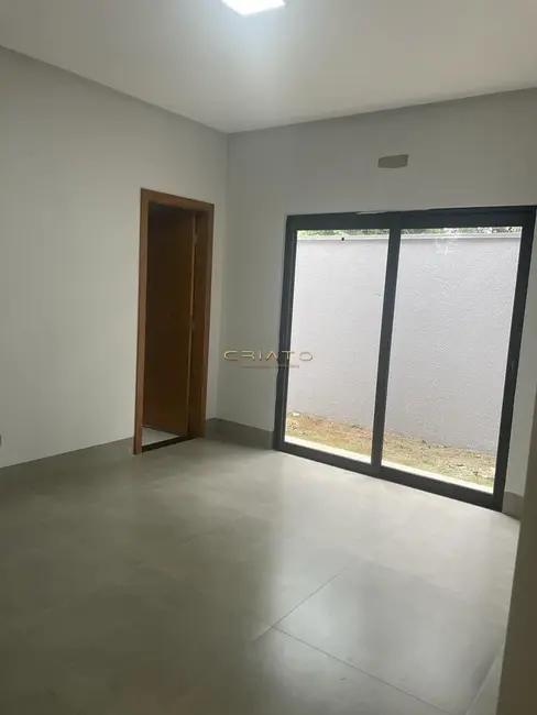 Casa com 3 quartos à venda, 150m2 em Anápolis City, Anapolis - GO - imagem 7 Foto 7 de Casa com 3 quartos à venda, 150m2 em Anápolis City, Anapolis - GO