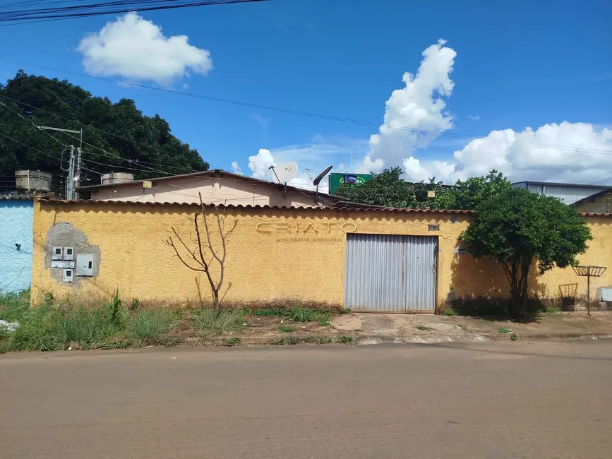 Foto 1 de Casa com 3 quartos à venda, 400m2 em Jóquei Club, Anapolis - GO