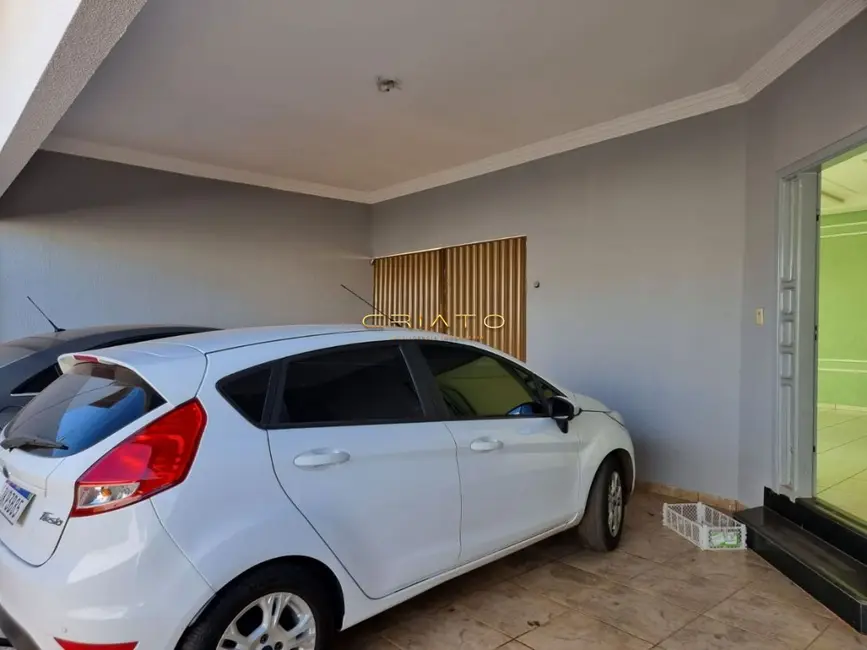 Foto 2 de Casa com 3 quartos à venda, 260m2 em Loteamento Novo Jundiaí, Anapolis - GO