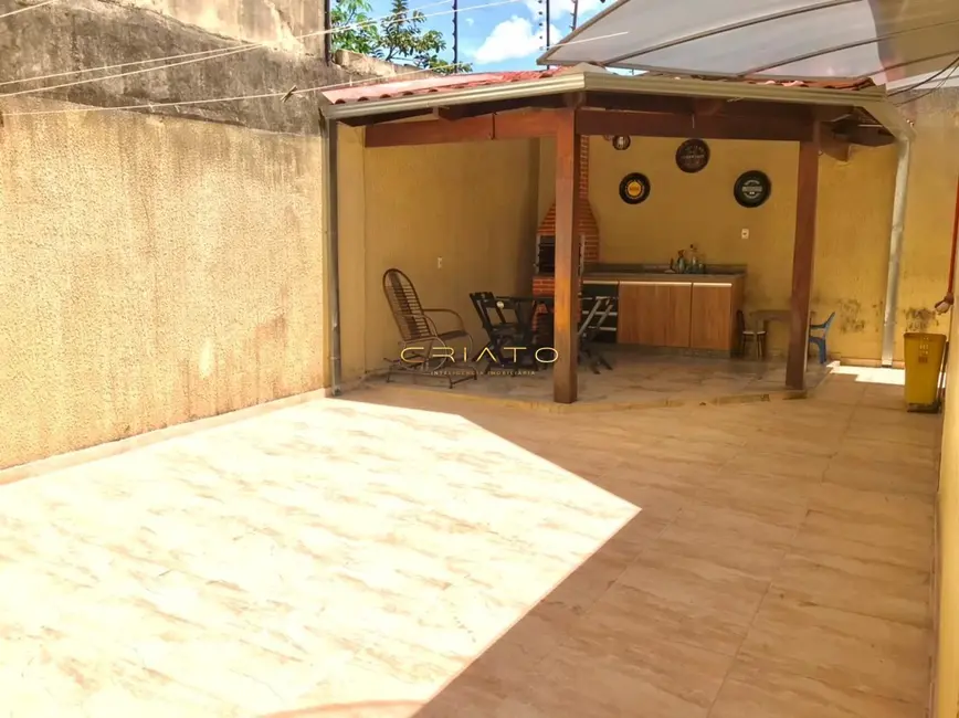 Foto 1 de Casa com 3 quartos à venda, 115m2 em Residencial Ayrton Senna, Anapolis - GO