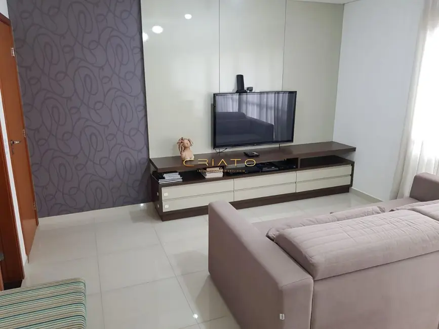 Foto 1 de Apartamento com 3 quartos à venda, 122m2 em Jundiaí, Anapolis - GO