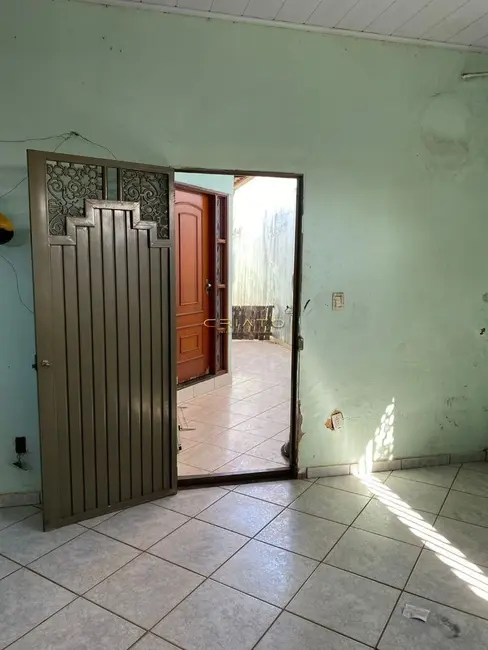 Foto 1 de Casa com 4 quartos à venda, 200m2 em Vila Formosa, Anapolis - GO