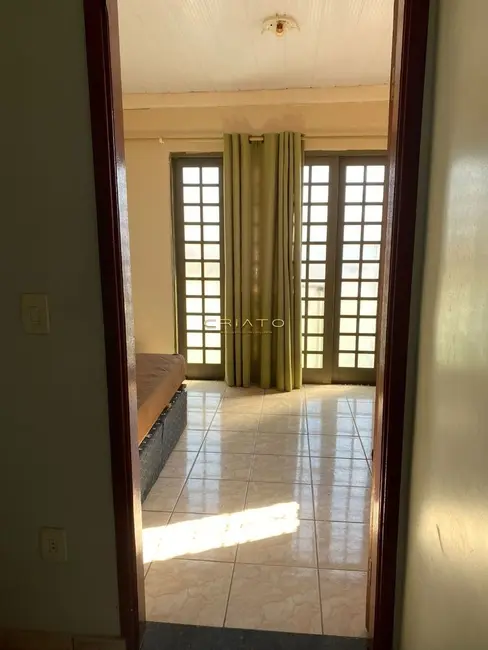 Foto 1 de Casa com 4 quartos à venda, 200m2 em Vila Formosa, Anapolis - GO