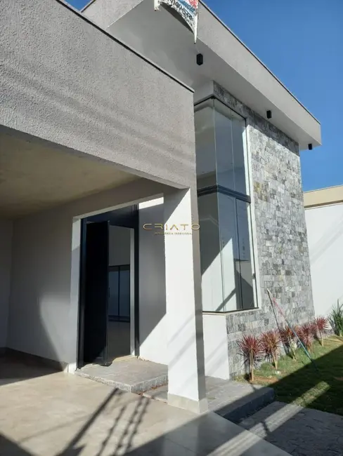 Foto 1 de Casa com 2 quartos à venda, 195m2 em Anapolis - GO
