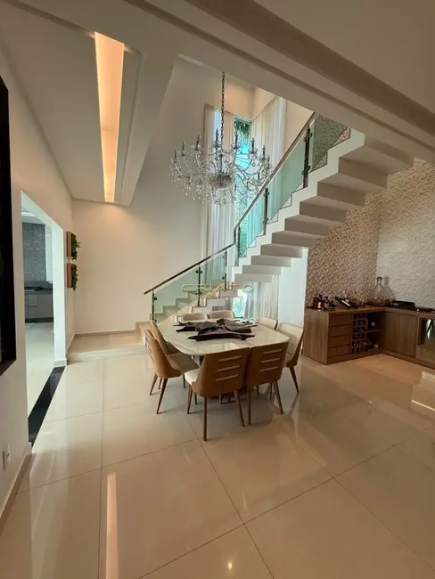 Foto 4 de Casa com 4 quartos à venda, 420m2 em Residencial Anaville, Anapolis - GO