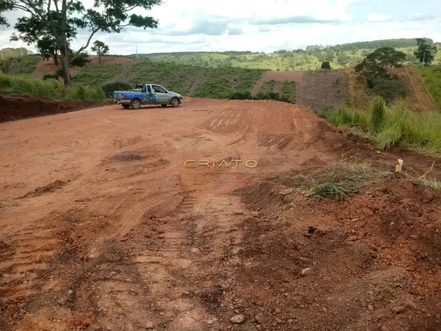 Terreno / Lote à venda, 1500m2 em Alexania - GO - imagem 1 Foto 1 de Terreno / Lote à venda, 1500m2 em Alexania - GO