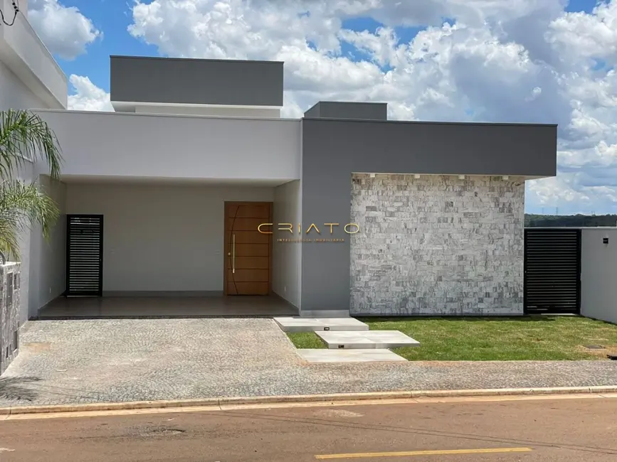 Foto 1 de Casa com 3 quartos à venda, 186m2 em Anapolis - GO