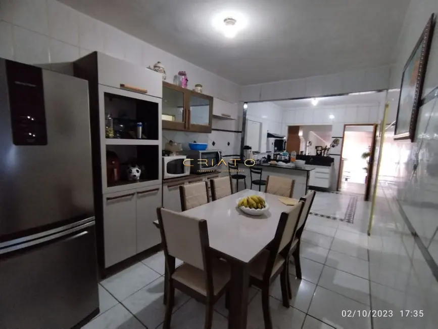 Foto 1 de Casa com 3 quartos à venda, 260m2 em Setor Residencial Pedro Ludovico, Anapolis - GO