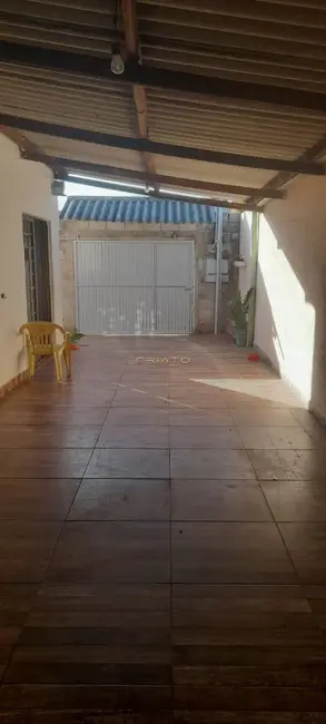 Foto 1 de Casa com 2 quartos à venda, 105m2 em Residencial Cidade Industrial, Anapolis - GO
