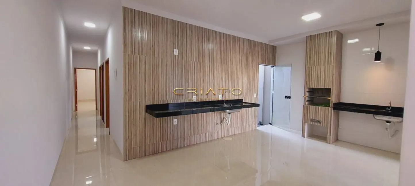 Foto 1 de Casa com 3 quartos à venda, 105m2 em Anapolis - GO