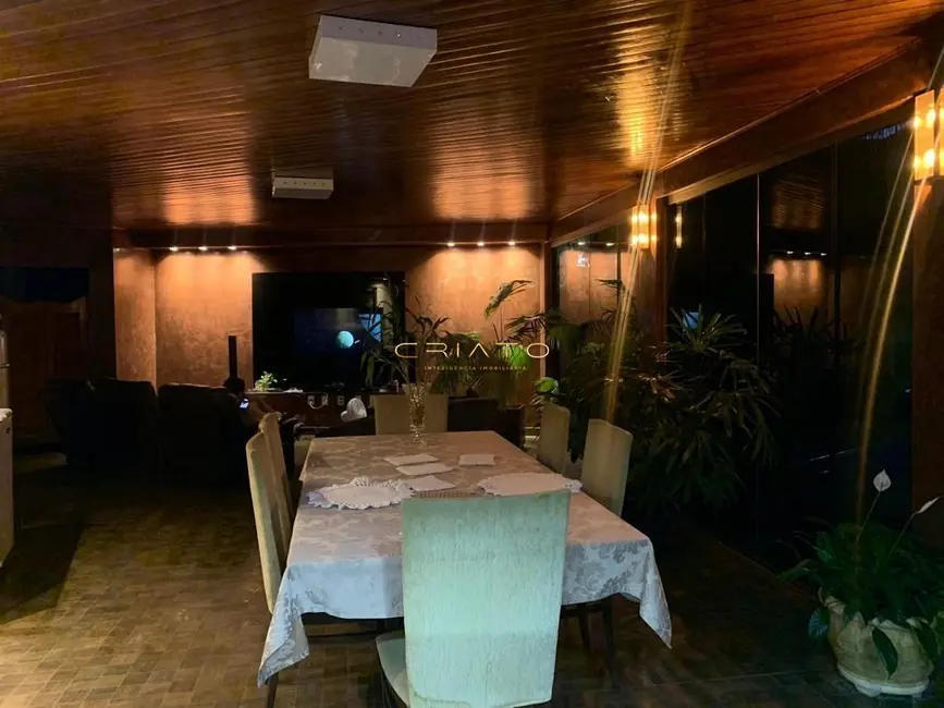 Foto 1 de Sobrado com 5 quartos à venda, 330m2 em Residencial Sun Flower, Anapolis - GO