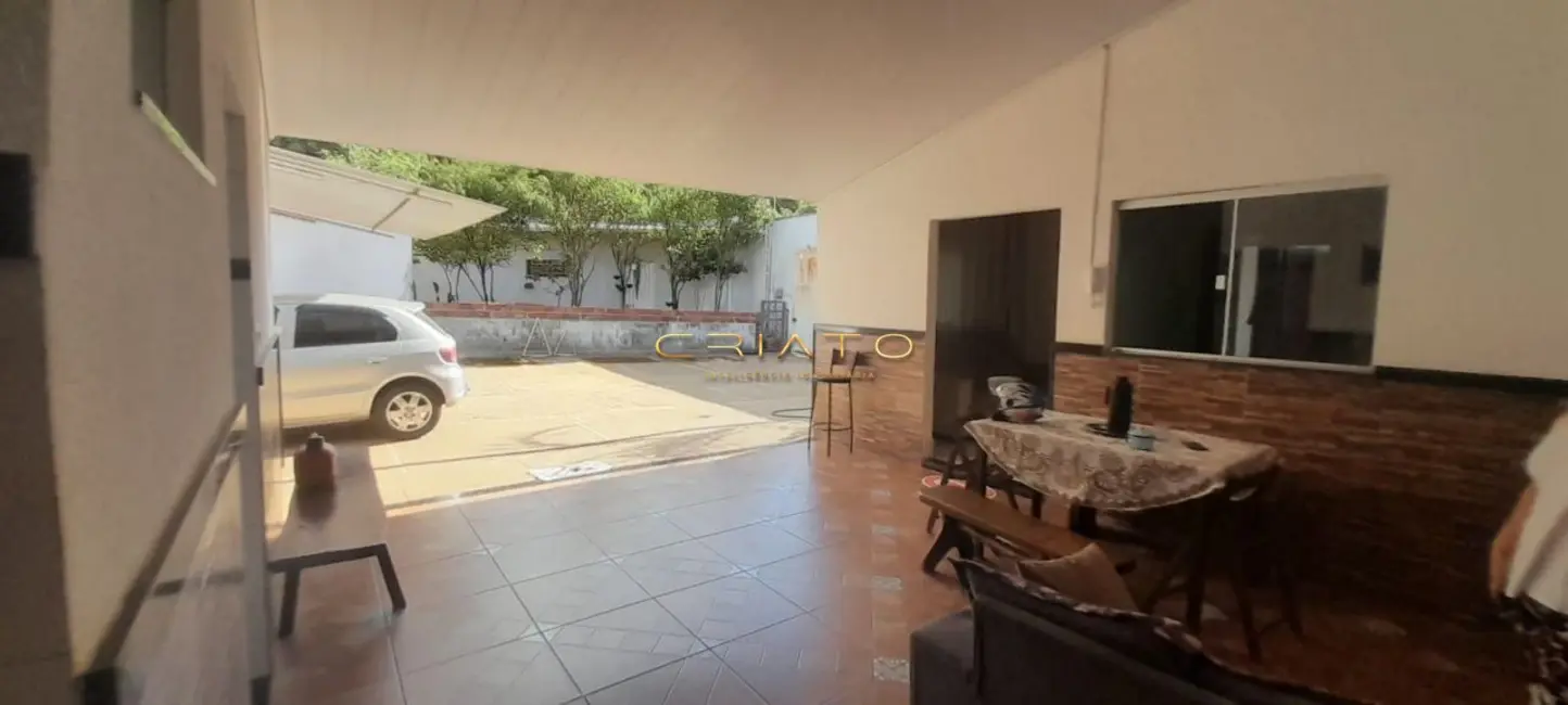 Foto 1 de Casa com 3 quartos à venda, 110m2 em Parque dos Pirineus, Anapolis - GO