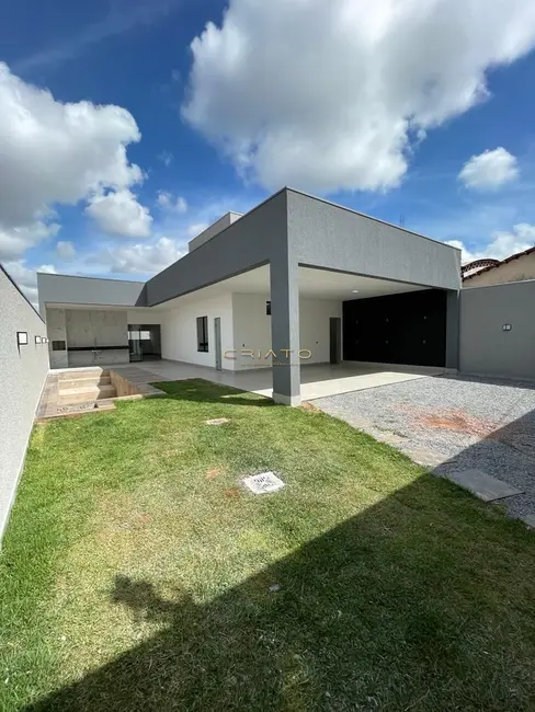 Foto 2 de Casa com 3 quartos à venda, 202m2 em Santo Antônio, Anapolis - GO