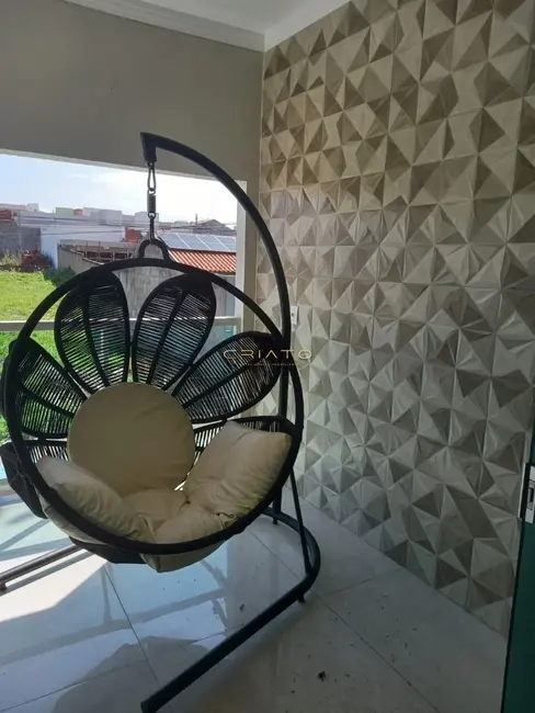 Sobrado com 3 quartos à venda, 240m2 em Anapolis - GO - imagem 1 Foto 1 de Sobrado com 3 quartos à venda, 240m2 em Anapolis - GO